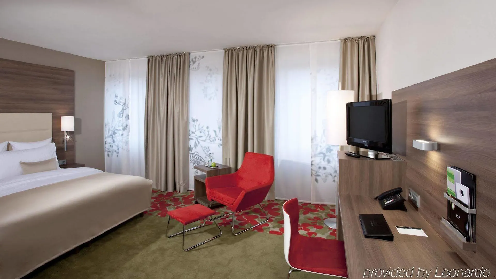 Melia Dusseldorf Hotel 4*,